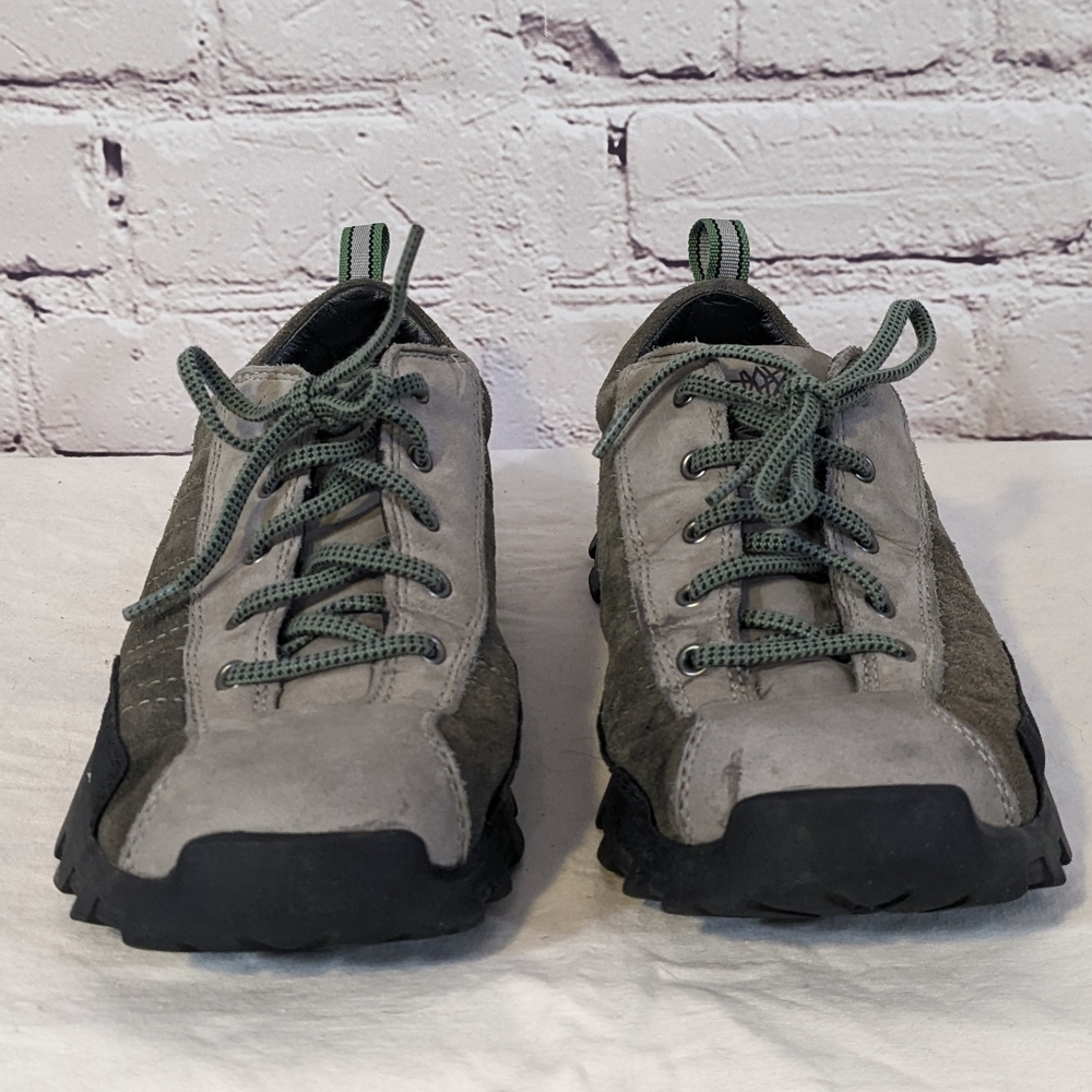 Timberland Hiking Shoes - Picture 2 of 8